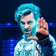 stewart clarke as the squip in be more chill's london run.
